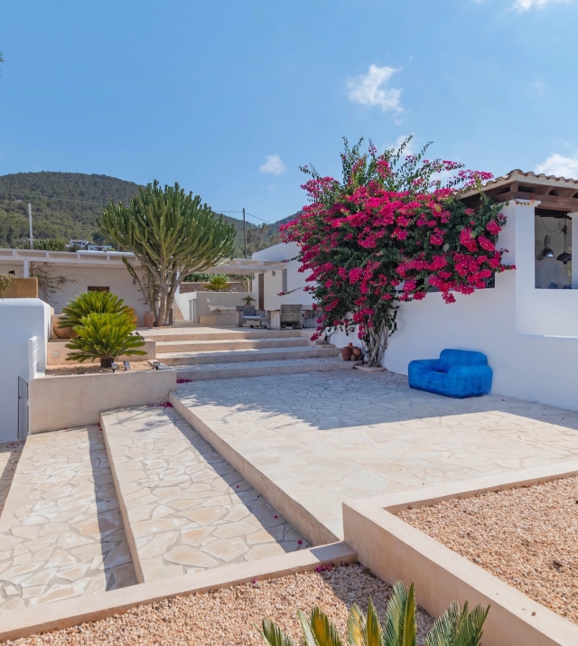 Resa Estates Ibiza te koop san Jose for sale 7 bedrooms apartment house 3.jpg